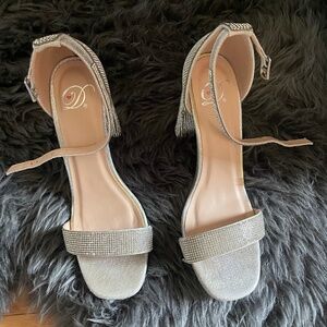 Heart in D Sparkly Rhinestone Silver heels